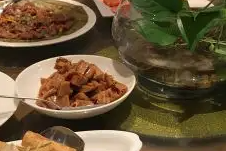 餐饮行业如何通过品牌策划把握行业领先地位和竞争力