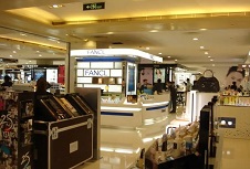 化妆品包装设计如何利用包装设计创造品牌形象并提升品牌价值？