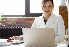 品牌策划作为塑造品牌形象的关键步骤，需要更加独特和富有创新性