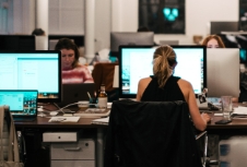 品牌推广公司如同一股不可忽视的创意洪流，正悄然重塑着市场的面貌