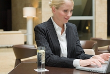 品牌营销策划的目的是提升用户体验，实现品牌与消费者之间的深度连接