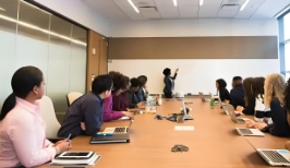 化妆品品牌的营销策划是一场关于美的探索与创造，将带领美妆行业的潮流与发展